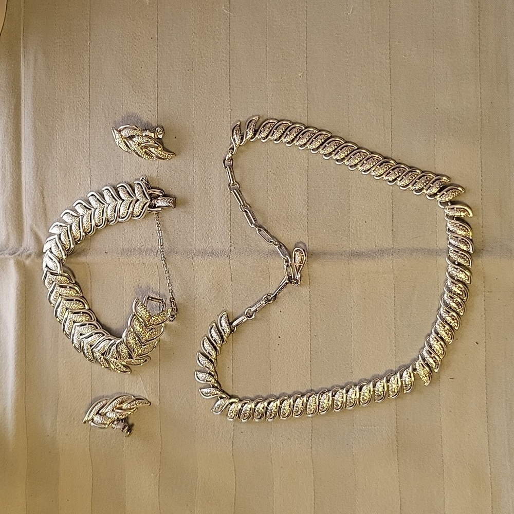 Vintage Coro jewelry set